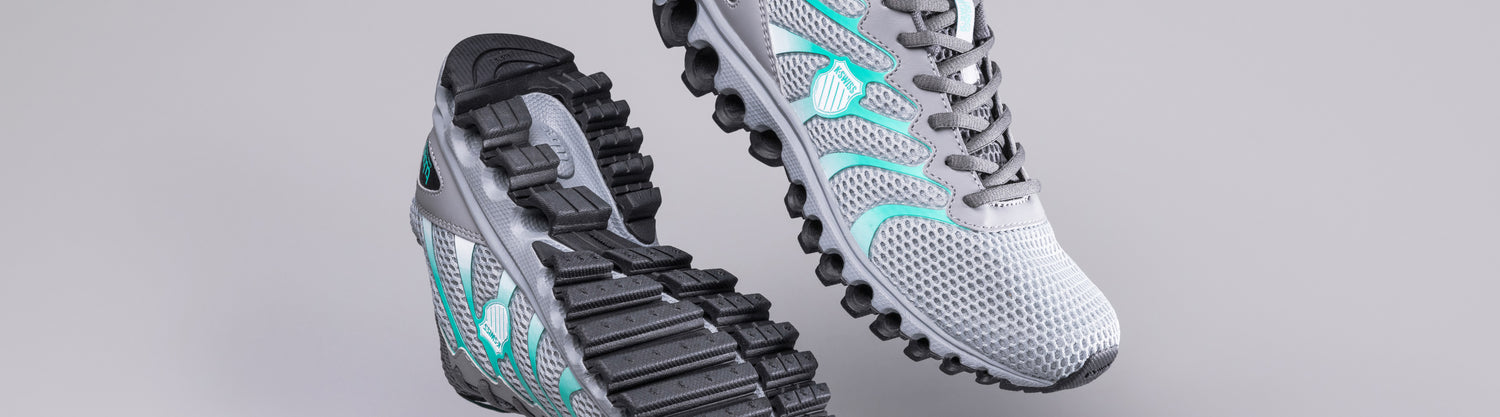 Image of Tubes comfort 200 in wide on grey background. Product shot of top and bottom of shoe.