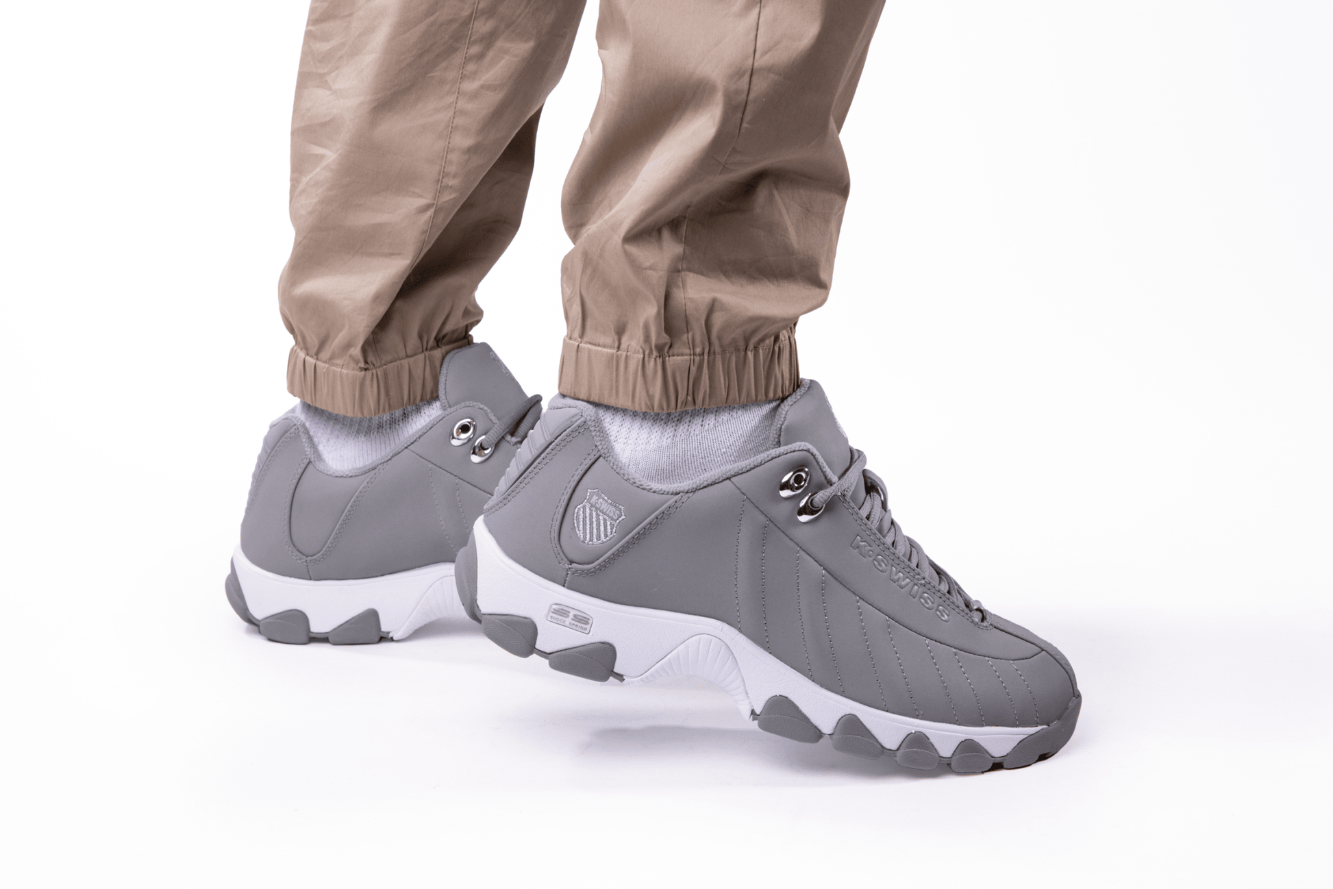 03426 - 085 - XW | ST329 CMF | NEUTRAL GRAY/SILVER - K - Swiss US - FOOTWEAR