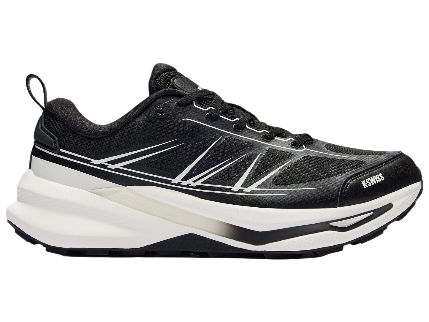 09851-002-M | WILD RUN | BLACK/WHITE