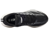 09851-002-M | WILD RUN | BLACK/WHITE