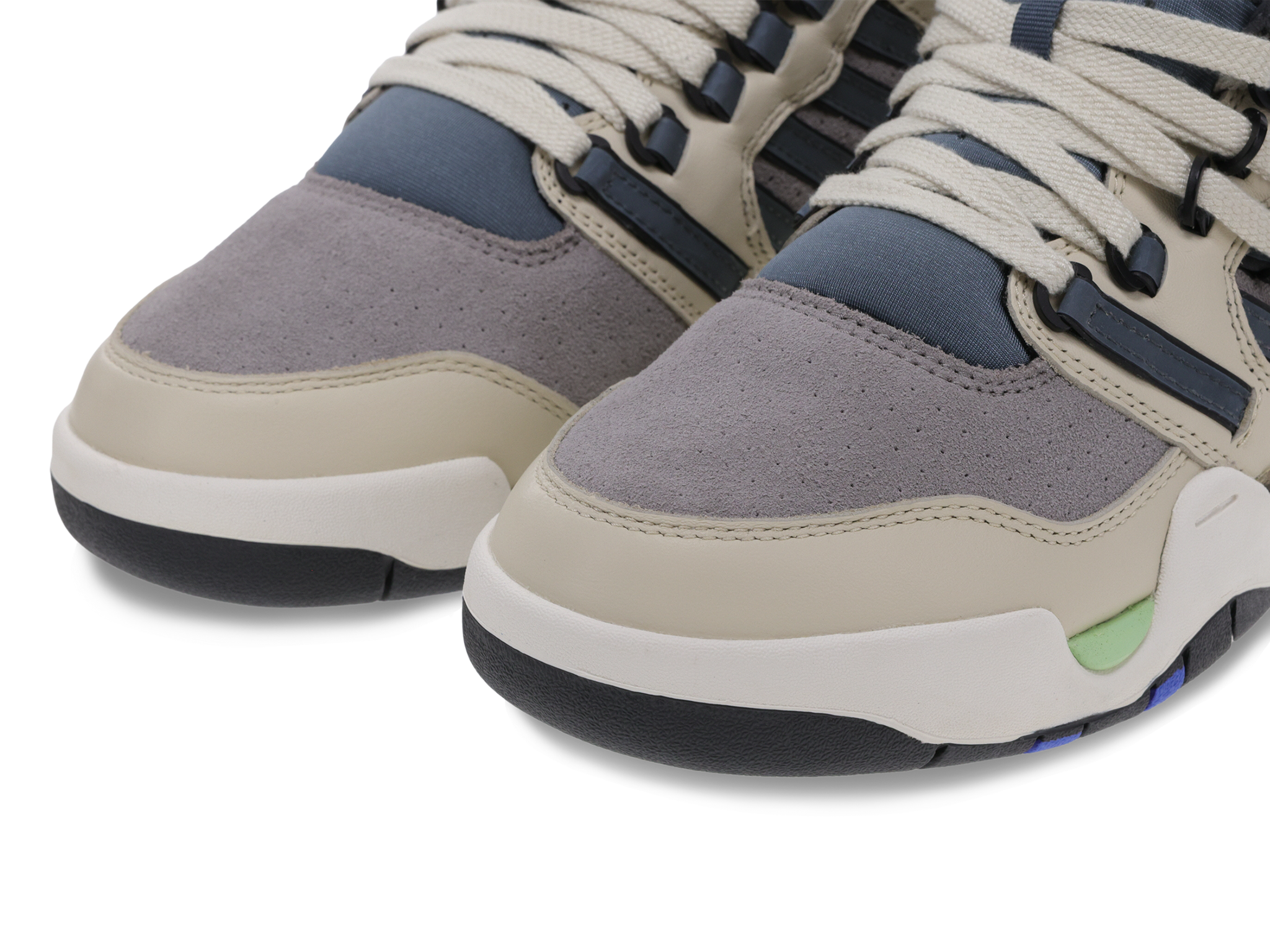 エスエス SI-18 INTERNATIONAL X FEATURE – K-Swiss US