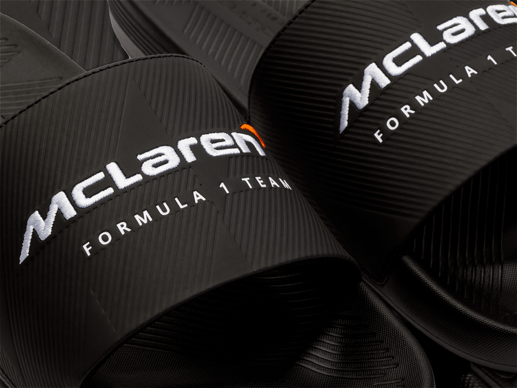 98717-008-M | SLIDE SANDAL X MCLAREN | BLACK