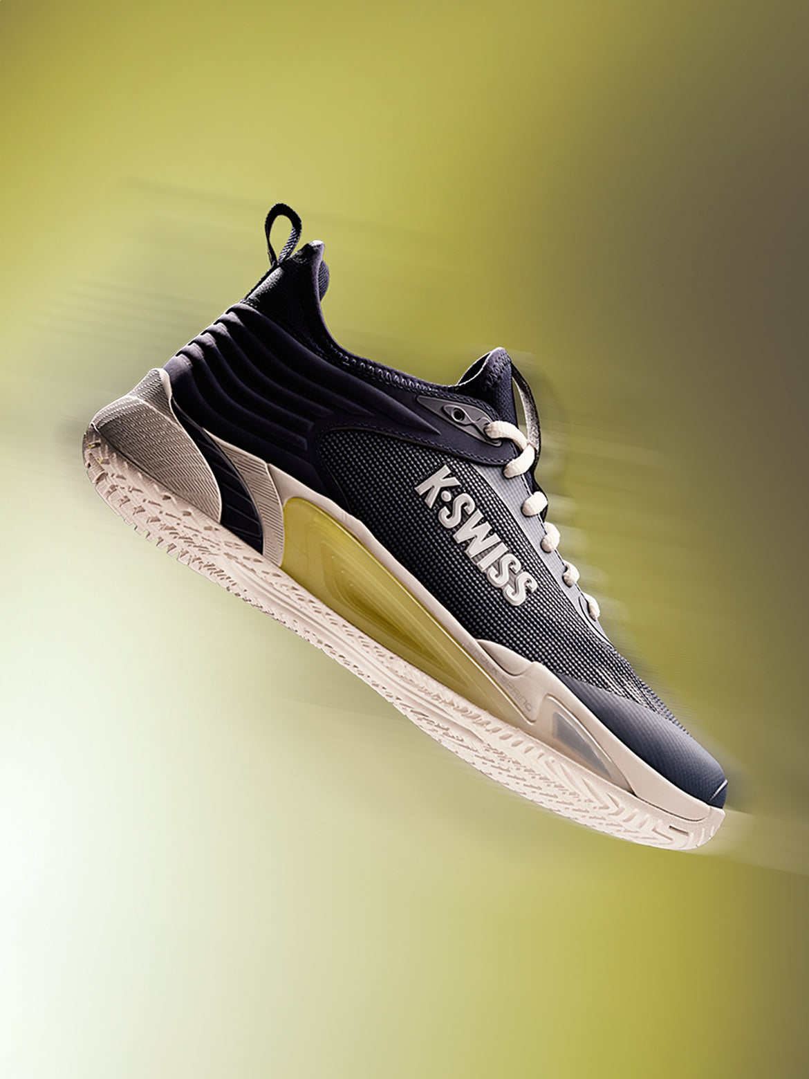 イングリッシュキング HYPERCOURT PINNACLE – K-Swiss US